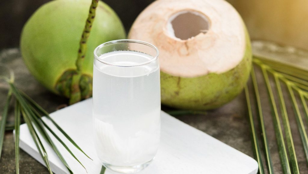 Dịch vụ đóng gói nước dừa tươi 1 Dịch vụ đóng gói nước dừa tươi