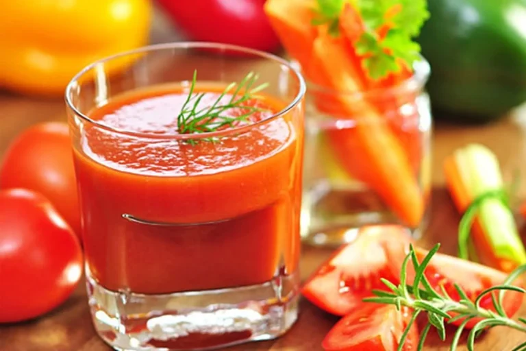 Gia công nước ép cà chua